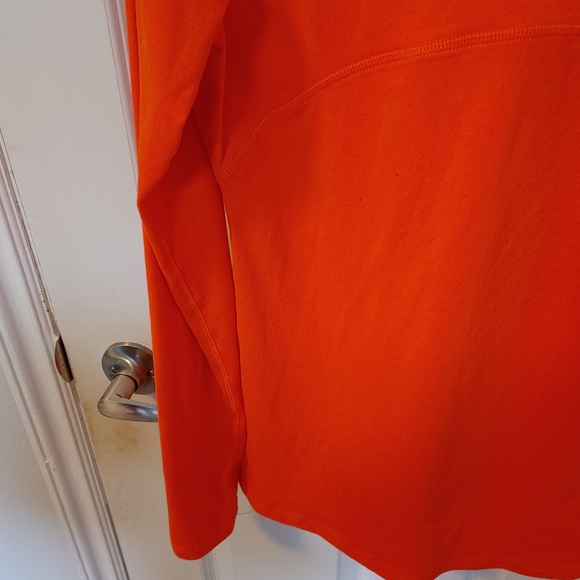 Champion Women's Neon Pink Quarter Zip Perfomace shirt (Size S) - Picture 10 of 10